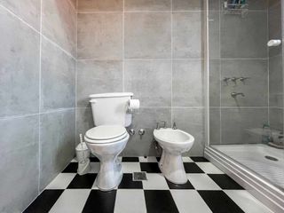 Foto 35 de Casa 2 Dormitorios en Venta en Berisso con Pileta