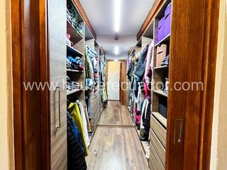 Foto 13 de Oportunidad única Casa de una planta con amplios patios, estudio y seguridad en urbanización privada