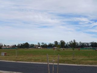 Foto 1 de VENTA LOTE CENTRAL  BARRIO SANTA SOFIA  PILAR DEL ESTE