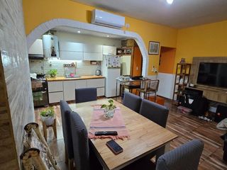 Foto 4 de PH en venta - 2 Dormitorios 1 Baño - Ramos Mejía