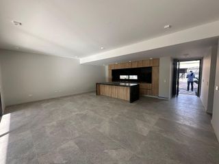 Foto 4 de Housing en alquiler, tres dormitorios, todo planta baja, Patagonia Home