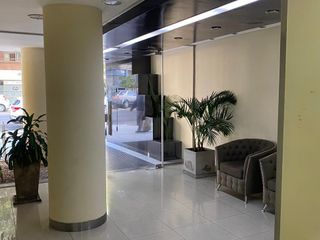 Foto 2 de Departamento sobre Avenida Carlos Calvo a una cuadra de Pedro Goyena y Av. La Plata.