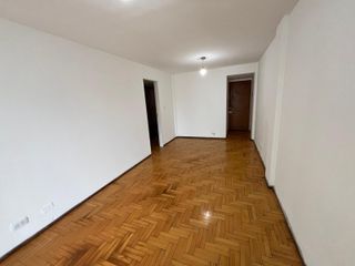 Foto 2 de Departamento de Tres Dormitorios en Alquiler en Barrio Martin-Rosario
