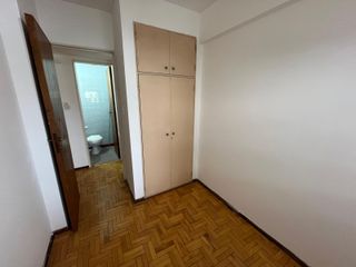 Foto 5 de Departamento de Tres Dormitorios en Alquiler en Barrio Martin-Rosario