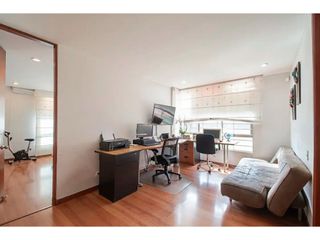 Foto 2 de Venta Apartamento en Colina Campestre con terraza