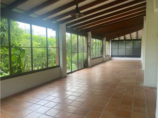 Foto 6 de CASA CAMÉSTRE CON ZONAS VERDES