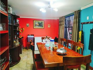 Foto 18 de Oportunidad Quitumbe, Casa en Venta, 478m2, 3 departamentos