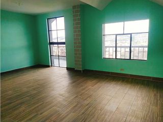 Foto 5 de Oportunidad Quitumbe, Casa en Venta, 478m2, 3 departamentos