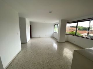 Foto 13 de Alquiler De Apartamento En El Barrio La Flora