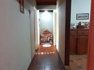 Foto 9 de Venta Casa multifamiliar a mts de Ruta 202