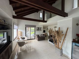 Foto 7 de Aranjuez Country Club Escobar Venta 5 amb. pileta