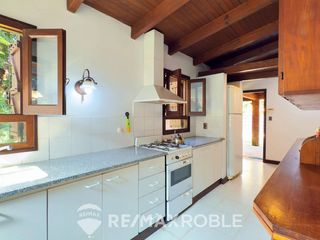 Foto 41 de Casa en venta Villa Elisa 4 dormitorios Pileta