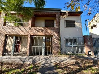 Foto 9 de CASA EN VENTA LA PLATA DE 2 DORMITORIOS