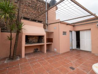 Foto 31 de Casa amplia en venta con departamento interno