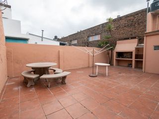 Foto 33 de Casa amplia en venta con departamento interno