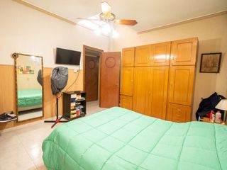 Foto 7 de Casa amplia en venta con departamento interno