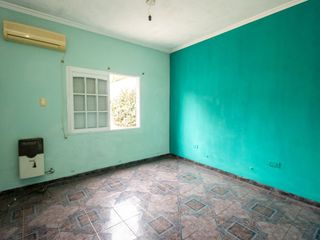 Foto 23 de Casa amplia en venta con departamento interno