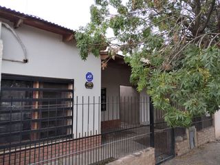 Foto 1 de VENTA CASA  EN LAMARQUE