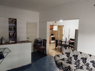 Foto 6 de VENTA CASA  EN LAMARQUE