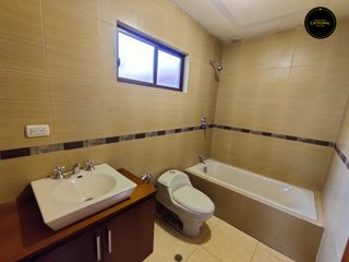 Foto 13 de Casa de arriendo en Primero de Mayo – código:21733