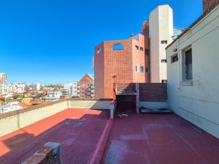 Foto 30 de Departamento de 4 amb con terraza propia y cochera