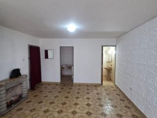 Foto 5 de PH en  Alquiler de 3 ambientes Lomas de Zamora oeste