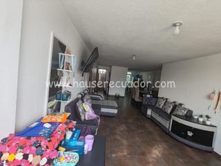 Foto 3 de Amplio departamento con 2 habitaciones y buena conectividad con excelente vista en Santa Isabel