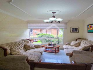 Foto 3 de En venta Casa de 3 niveles en Miradores de Suba, La Campiña
