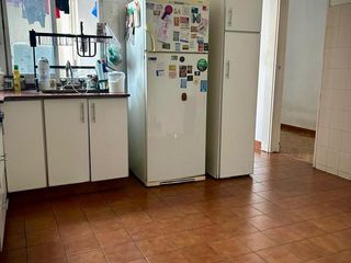 Foto 7 de Departamento en  venta de 3 ambientes con dependencia