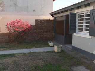 Foto 2 de VENTA CASA 3 DORMITORIOS CON DEPARTAMENTO - B° RINCON DE EMILIO, NEUQUÉN