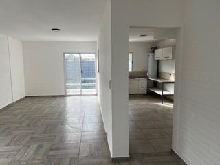Foto 3 de Casa en  Funes City - Venta - 3 dormitorios - Pileta