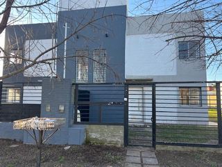 Foto 16 de Casa en  Funes City - Venta - 3 dormitorios - Pileta