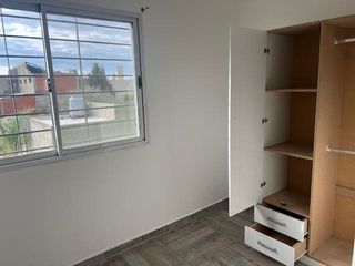 Foto 9 de Casa en  Funes City - Venta - 3 dormitorios - Pileta