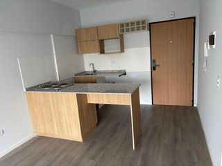 Foto 8 de TRES AMBIENTES en VENTA a ESTRENAR . MOLDES al 900 . COLEGIALES