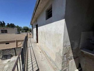 Foto 5 de Casa con local en Venta zona Garin