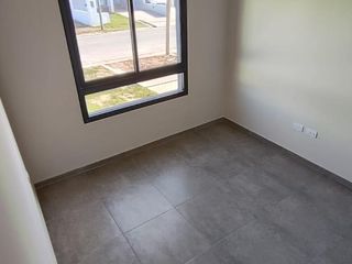 Foto 6 de DUPLEX A ESTRENAR DE DOS DORMITORIOS EN RINCONES DE MANANTIALES
