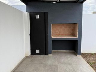 Foto 2 de DUPLEX A ESTRENAR DE DOS DORMITORIOS EN RINCONES DE MANANTIALES