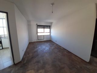 Foto 1 de Departamento en  ALQUILER DE DOS DORMITORIOS FRENTE AL BUEN PASTOR
