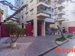 Foto 2 de Departamento en  Alquiler con cochera en Barrio Norte