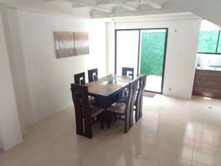 Foto 3 de VENTA CASA  YARUQUI EN CONJUNTO