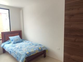 Foto 7 de VENTA CASA  YARUQUI EN CONJUNTO