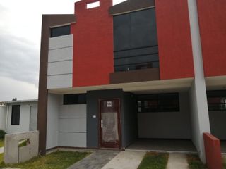 Foto 1 de CASA EN VENTA POR ESTRENAR EN SANTA ROSA
