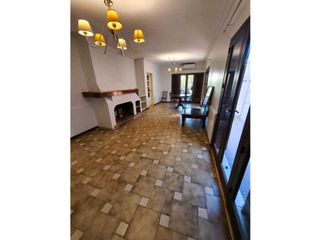 Foto 17 de VENTA DE HERMOSA CASA DE CATEGORA EN CENTRO DE SAN MARTN – MENDOZA
