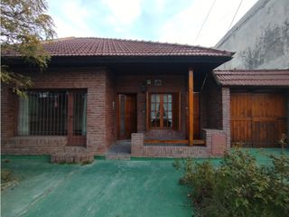Foto 6 de CHALET EN M. MORENO