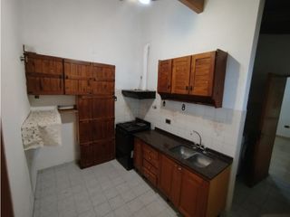 Foto 17 de CHALET EN M. MORENO