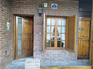 Foto 8 de CHALET EN M. MORENO