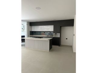 Foto 3 de VENTA APTO EN LAURELES