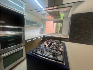 Foto 4 de CASA EN ARRIENDO SECTOR LOMA DEL ATRAVESADO - ENVIGADO