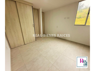 Foto 15 de Apartamento en Arriendo – 3er Piso con Ascensor | Unidad Abierta
