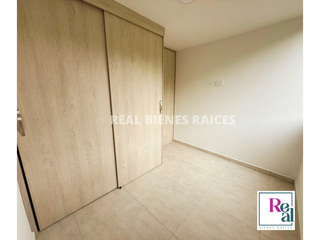 Foto 12 de Apartamento en Arriendo – 3er Piso con Ascensor | Unidad Abierta